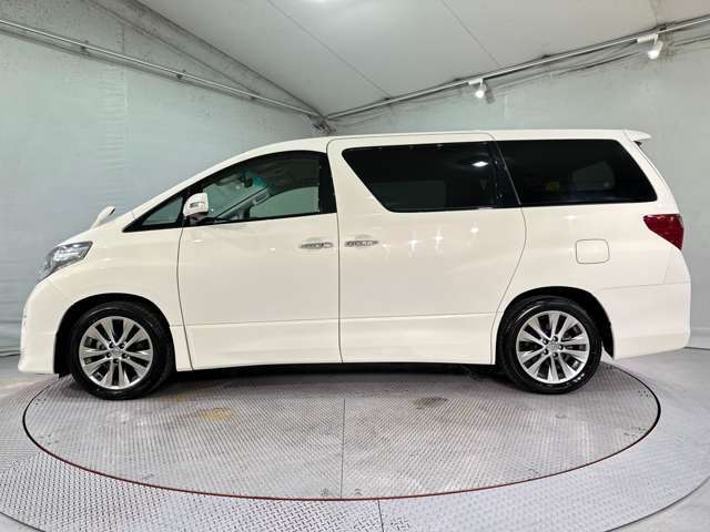 全く同じお車に再び出会うことはできません。少しでも気になるお車がございましたら、すぐにお電話かメールにてお問合せ下さい。