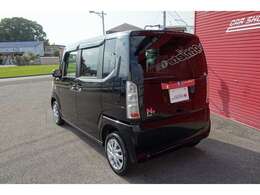 外装も大きな傷などはなく、年式走行の割に丁寧に使われてきた形跡がございます。