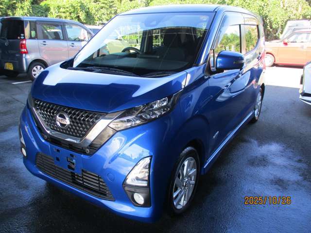 車検点検整備、オイル交換　オイルフィルター交換　アイドリングストップ車専用バッテリー交換　ワイパーブレード3本交換　点検整備で悪いところは交換、修理してお渡しします。