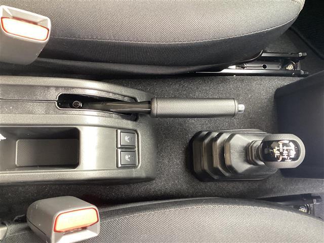 気になる車はすぐにお問い合わせください！画面右側の0066から始まる無料ダイヤルからお問い合わせ下さい！専門スタッフがお車のご質問にお答えいたします！