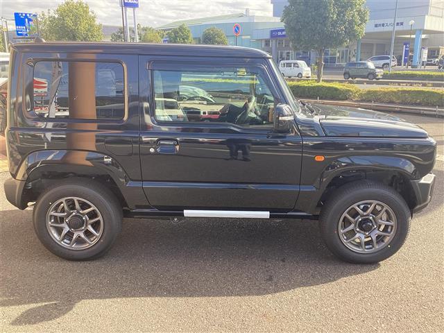 ガリバーグループでは主要メーカー、主要車種をお取り扱いしております。全国約460店舗の在庫の中からお客様にピッタリの一台をご提案します。