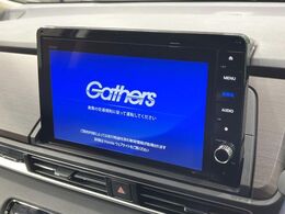 【純正10型ナビ】人気の純正ナビを装備しております。ナビの使いやすさはもちろん、オーディオ機能も充実！キャンプや旅行はもちろん、通勤や買い物など普段のドライブも楽しくなるはず♪