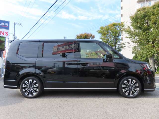 ★純正11.4型インターナビ　全方位モニター　ETC　両側パワースライド　LEDオートライト　フォグ　純正17AW　ハーフレザーシート　革巻きステアリング　シートヒーター　ECON　ホンダセンシング　BSM　クルコン★