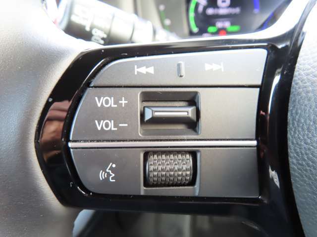 北海道～沖縄まで全国どこでも陸送可能です。　お探しのお車が遠方で見つかった場合でも諦めなくても大丈夫です(^^♪　遠方納車費用サポートも御座いますのでまずはお気軽にご相談下さいね(^^)/