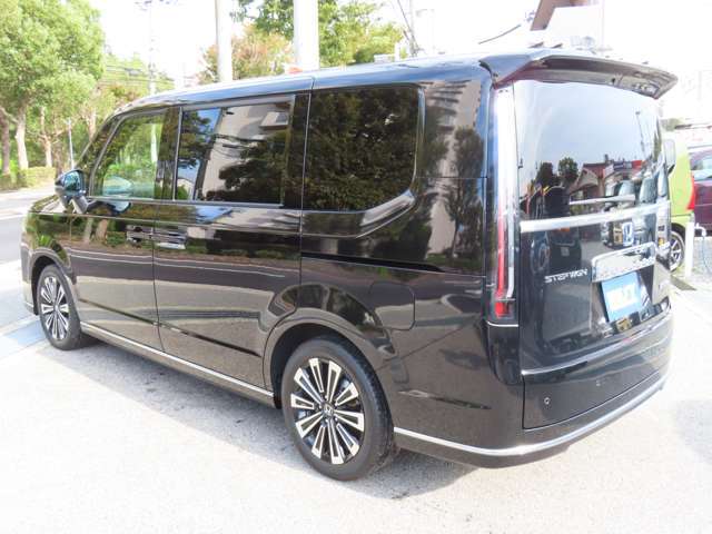 弊社は『修復歴有り』と呼ばれる車両を多く取り扱っております。　弊社もお客様と気持ちよくお取引させていただきたいので問題が有る車両は販売しません。　お引き渡し前には認定指定工場にて全車点検しております。