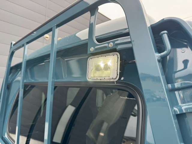 軽自動車、登録済み未使用車から輸入車までお車の事は当社にお任せ下さい。各種、診断器も完備していますので万が一の時も迅速に対応致します。
