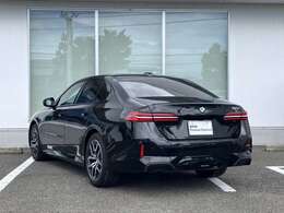 さらに、メンテナンスフリー期間を設定。ご購入から6カ月または7,500kmまでの間にコンディション・ベスト・サービス（CBS）の交換メッセージが点灯した場合、対象の点検整備項目を無償にて交換します。