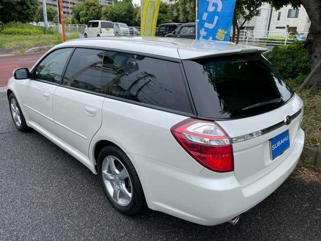 不快なセールスやってません♪　まずはゆっくりご覧になって下さい♪　下取り歓迎。ご不要車引き取り無料。登録無料。