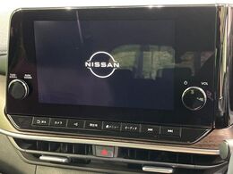 【純正9インチナビ】人気の純正ナビを装備しております。ナビの使いやすさはもちろん、オーディオ機能も充実！キャンプや旅行はもちろん、通勤や買い物など普段のドライブも楽しくなるはず♪