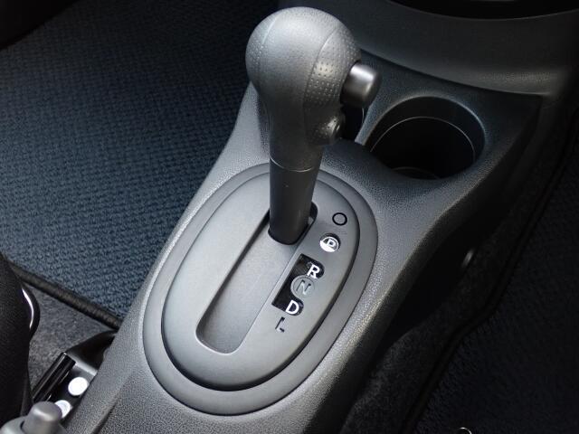 ノートX：シフトレバーのタイプです