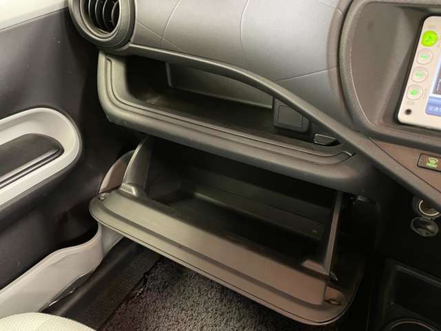 全車クリーニング済み！目立つ傷、汚れ、へたりなどなくコンディション良好です！！