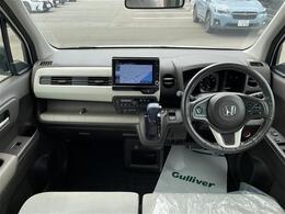 【インパネ全体】全方位で視界が広く、高い目線で運転もしやすいです！