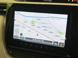 【メーカー純正9型ナビ】インテリアに溶け込むスタイリッシュな「専用設計」メーカーナビを装備♪視認性や操作性など基本性能にも優れ、より上質なカーライフをお楽しみいただけます。
