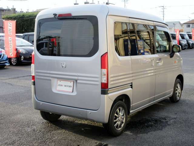 【納車前に取り付け可能！】ナビ・HID・LED・オーディオ・ローダウン・リフトアップ・社外カスタムパーツ・社外エアロ・社外ホイール・社外マフラー・スマートキーなども購入時お気軽に相談ください。