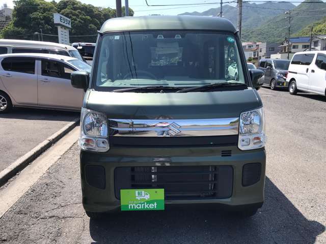 当社のお車はバン・トラックをメインとして取り揃えております。