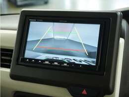 ◆バックカメラ◆リバースにするだけで映ります、後方の安全確認や、狭い駐車場での車庫入れ、雨の日や夜間など視界の悪い時に便利です！安全にバックする為には欠かせない装備です。