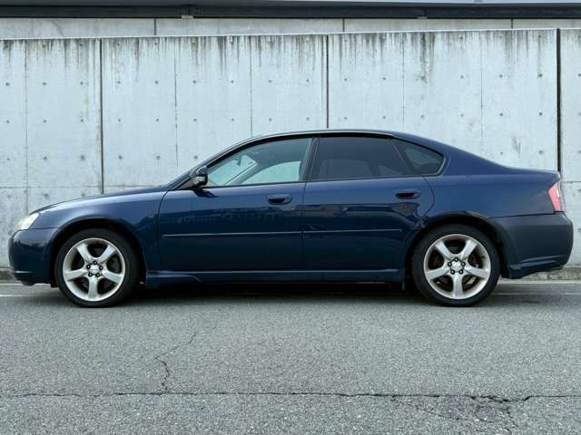 関西エリアのお客様、大阪、兵庫、京都、和歌山からのご来店を心よりお待ちしております。当店ではサービスと品質を提供し、お客様のニーズに応えます。安心してお越しください。