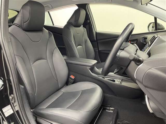 ◆ロングラン保証　『1年間・走行距離無制限』付き◆全国約5,000箇所で保証修理可能。メーカーや年式は問わず、エンジンはもちろん、エアコン・ナビ・オーディオなど、約60項目・5000部品が保証の対象です。