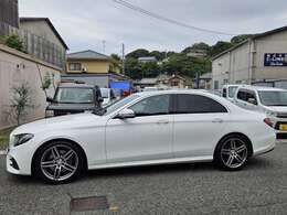 全国陸送OKです！！遠方のお客様も大歓迎です！！全国への登録・納車も対応致します。皆様のご連絡をスタッフ一同心よりお待ちしております！！