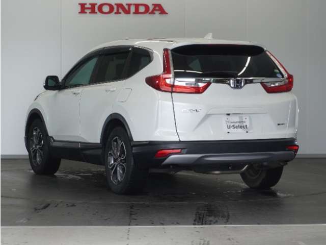 認定中古車では、厳しいHonda認定基準をクリアした厳選されたHonda認定中古車のみ、取り扱っております。「ご購入前の安心」「納車後の信頼」を車両と一緒に提供しております。