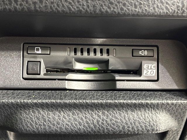 【ETC】高速道路の料金所をストレスなく通過！話題のスポットやサービスエリアに多い「スマートIC」利用時は必須のアイテムです。当店でセットアップを実施、ご納車当日からすぐにご利用いただけます！