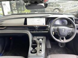 【インパネ全体】全方位で視界が広く、高い目線で運転もしやすいです！◆乗って触って体感してみてください！！当社車両は試乗可能です！お気軽にスタッフまでご相談ください！