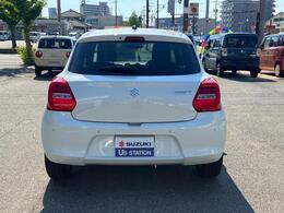 当店は下関インターからクルマで約10分。県道34号線沿い、セブンイレブンさんの道を挟んで向かいに店舗がございます。ご不明な場合はお気軽にお問い合わせください。