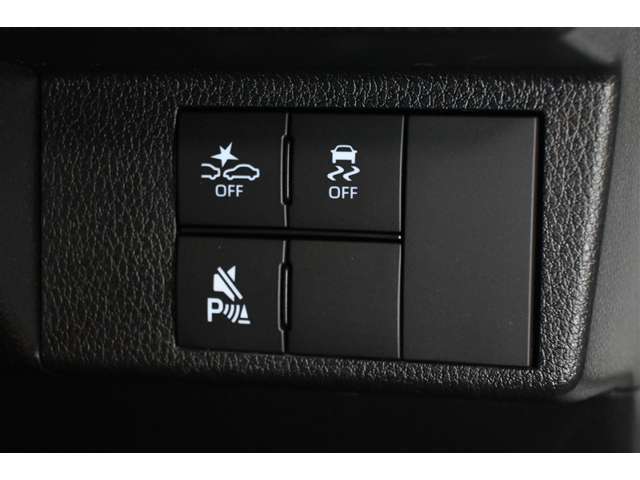 自動被害軽減ブレーキ搭載！もしもの事故被害を軽減できて安心です♪横滑り防止装置搭載！横滑りを減少出来て安心です♪