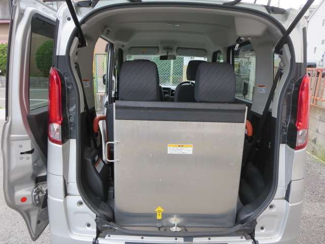 全国納車いたします。全国のユーザー様が同じ条件で買っていただきたい思いから出来る限り陸送費のご負担を少なく♪