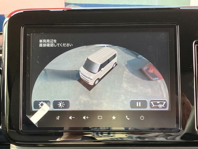 車両周囲360度を発進前にナビの画面で確認することができる3Dビューを装備！