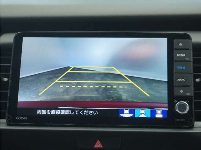 ◆バックカメラ◆リバースにするだけで映ります、後方の安全確認や、狭い駐車場での車庫入れ、雨の日や夜間など視界の悪い時に便利です！安全にバックする為には欠かせない装備です。