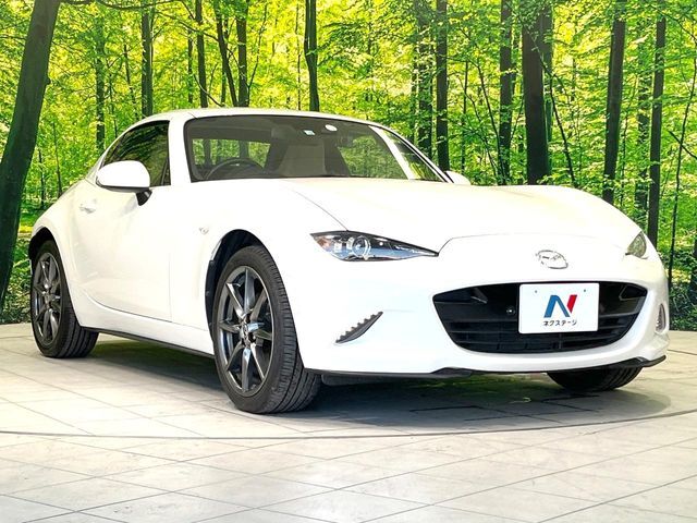 大好評のボディコーティング「弾スプラッシュコート」もご納車までに施工可能。通常のガラスコートと異なる、耐久年数6年の無機質ガラスコーティングが、ボディをキレイな状態に保ってくれます。