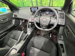グループ総在庫数約30，000台！！全国の系列店からメーカー・車種問わずご紹介出来るので、あなたにピッタリのお車が見つかるはずです♪まずはお問い合わせ下さい☆