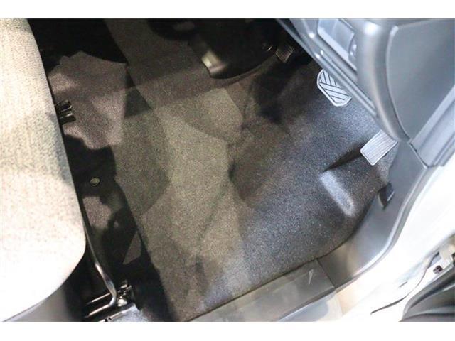 純正・社外問わず綺麗なマットがいいですよ！大切に乗ってきたかがわかります！