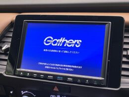 【純正ナビ】人気の純正ナビを装備。オーディオ機能も充実しており、Bluetooth接続すればお持ちのスマホやMP3プレイヤーの音楽を再生可能！毎日の運転がさらに楽しくなります！！