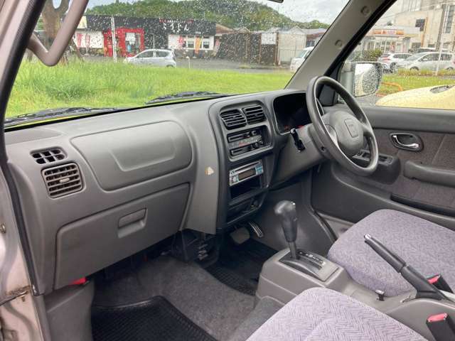 新車、中古車販売、車検、整備、板金塗装、保険、各種ローン、車のことならなんでもお任せ下さい！！