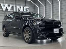 サードシートを備え、V8 5.7L HEMIエンジンを搭載したスーパーアメリカンミドルサイズSUV、デュランゴが入庫致しました！