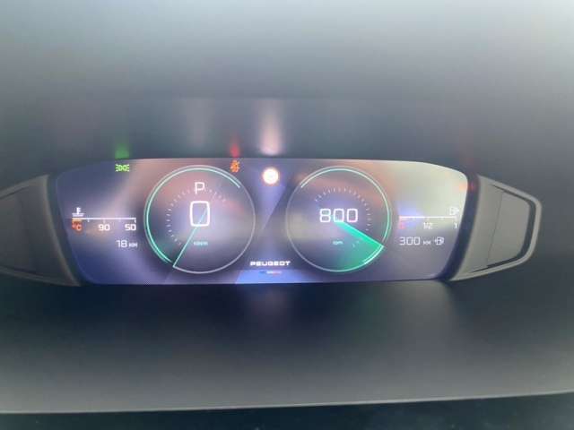 お車のことならなんでもご相談ください！販売から整備までお客様のご要望・ご不安点、一緒にご提案・サポートさせていただきます。