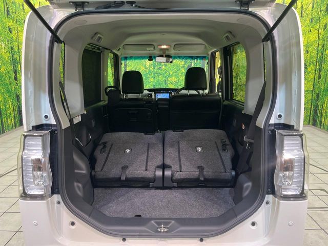 普段のお買い物や通勤、送迎等に十分な荷室スペースを確保しております。セカンドシートを倒すと、大きな荷物の積載も可能です♪