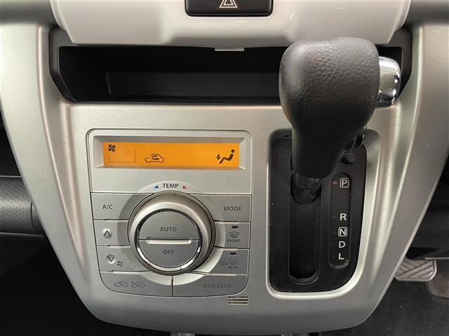 【シフトレバー】シフトも操作しやすく快適なドライブを楽しんでいただけます！
