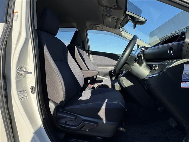 皆様のお車選びのお手伝いをさせてください★経験豊富なスタッフ一同、お問合せ・ご来店心よりお待ちしております。初めてのご相談も大歓迎でございます★