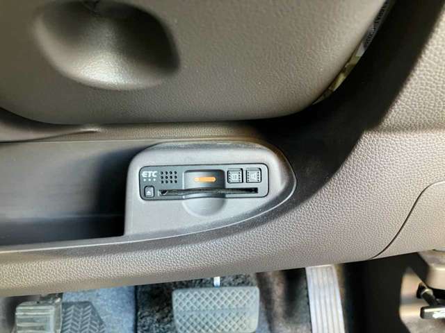 【ETC】高速道路もスムーズにお支払いが可能です。ご納車までにセットアップを行い、ご納車時にはご利用いただけるように致します