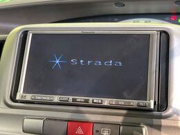 【ナビゲーション】使いやすいナビで目的地までしっかり案内してくれます。各種オーディオ再生機能も充実しており、お車の運転がさらに楽しくなります！！