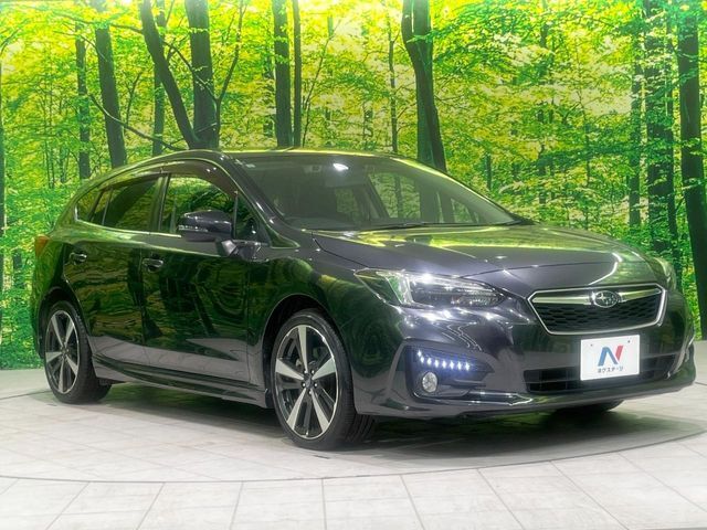大好評のボディコーティング「弾スプラッシュコート」もご納車までに施工可能。通常のガラスコートと異なる、耐久年数6年の無機質ガラスコーティングが、ボディをキレイな状態に保ってくれます。
