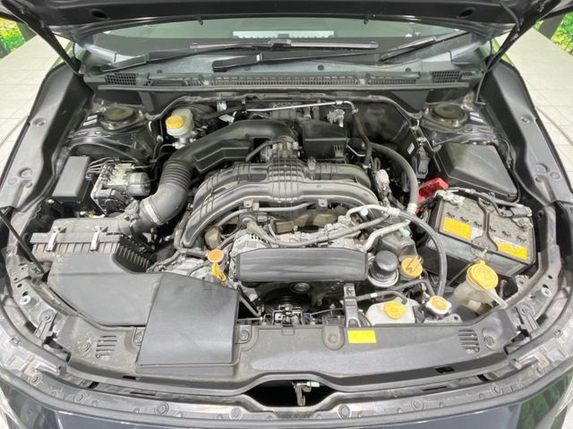 親切・丁寧な専門メカニックスタッフが応対！・車検・点検整備・事故等の修理などアフターサービスも安心。お車のカスタマイズもネクステージのサービススタッフまでご相談ください！