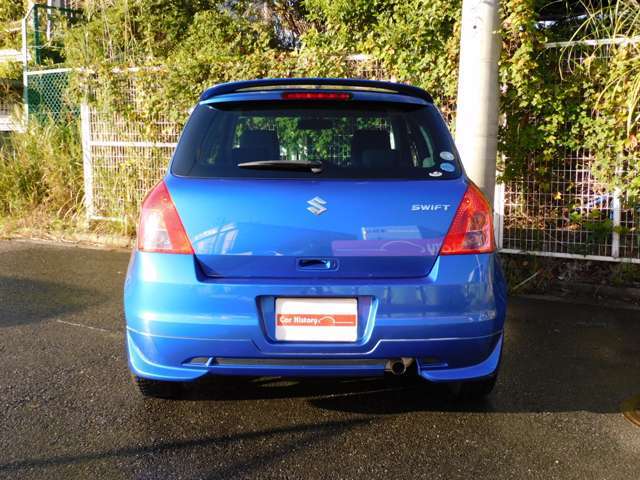 当店では、来店予約をお願いしております。来店希望ではなく、こちらのアドレスから在庫車輌を検索し、来店予約のご入力をお願いします。→  https://carhistory.jp/