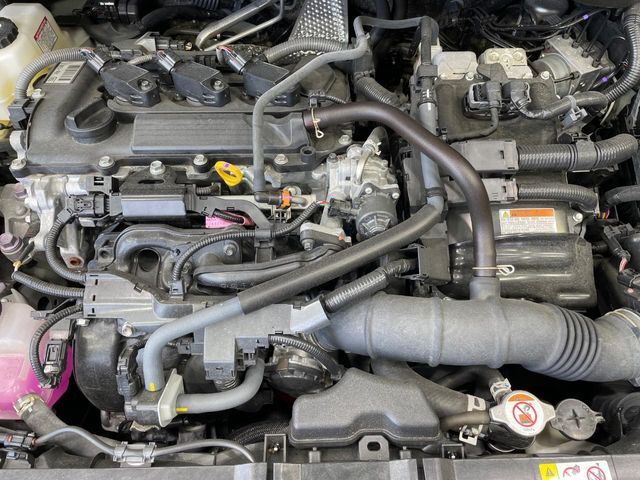 親切・丁寧な専門メカニックスタッフが応対！・車検・点検整備・事故等の修理などアフターサービスも安心。お車のカスタマイズもネクステージのサービススタッフまでご相談ください！