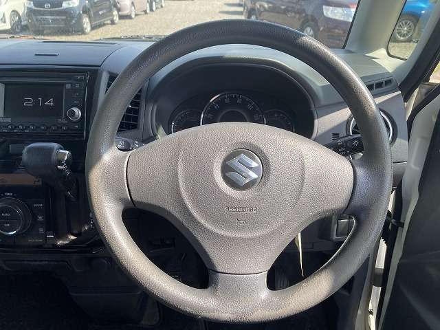 中古車販売　オーシャンデザイン　（株）AOZORA COMPANY　三条店〒955-0046新潟県三条市興野3-14-37-4ガスト様隣り定休日：月曜日　営業時間：10時～19時