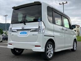 全国に店舗を展開しているのでどこでもお取り寄せが可能です！この車が気になるけど遠方だから・・・と諦める必要はありません！※別途陸送費が必要です。