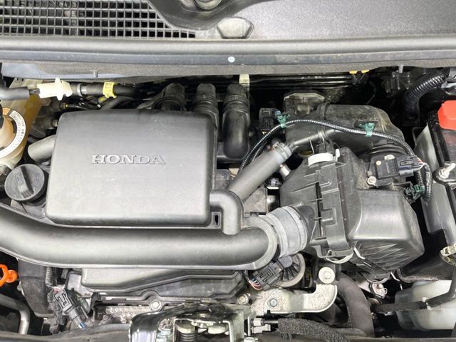 親切・丁寧な専門メカニックスタッフが応対！・車検・点検整備・事故等の修理などアフターサービスも安心。お車のカスタマイズもネクステージのサービススタッフまでご相談ください！